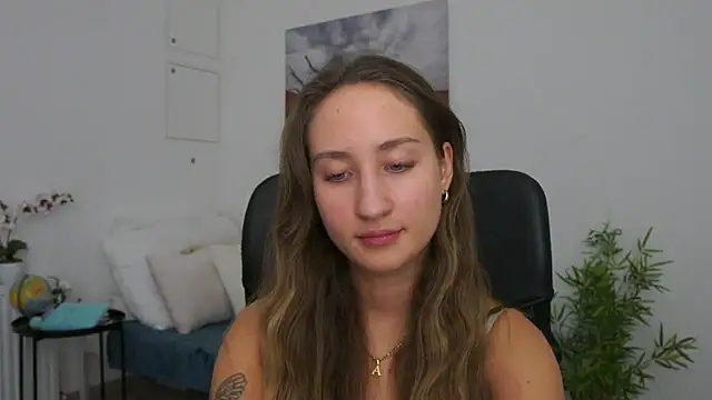 magic   smile online show from January 21, 2025, 2:26 pm