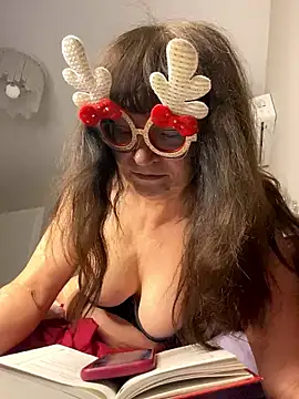 ZaraFay online show from January 13, 2026, 5:50 pm