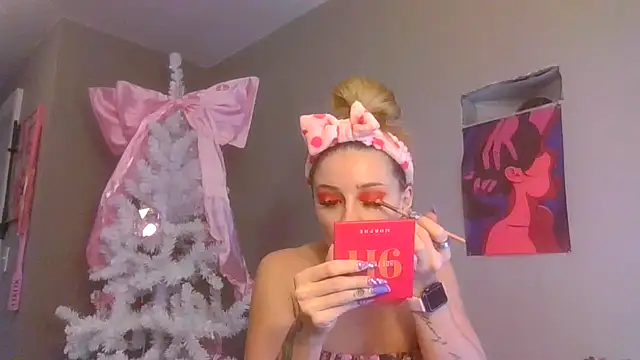 lexybabyxo online show from November 21, 2025, 1:32 pm