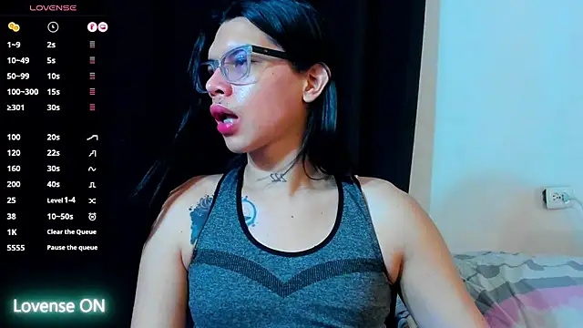 Snapshot of Samantha_Rusell chatting on June 12, 2026, 7:11 pm Samantha Rusell online show from June 12, 2026, 7:11 pm
