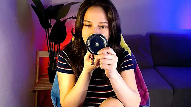 Snapshot of M_Sensual chatting on December 19, 2025, 6:49 am M Sensual online show from December 19, 2025, 6:49 am