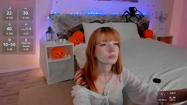 Linablueeyed online show from November 1, 2025, 9:25 am