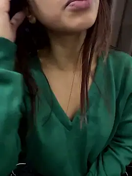 Snapshot of Sweety_008 chatting on January 6, 2026, 6:28 am Sweety 008 online show from January 6, 2026, 6:28 am