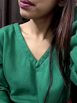 Snapshot of Sweety_008 chatting on January 7, 2026, 7:35 am Sweety 008 online show from January 7, 2026, 7:35 am