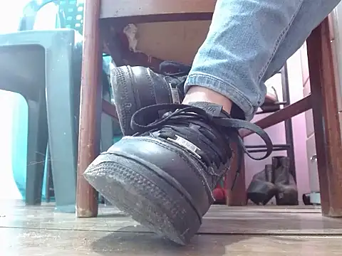 sammy goddess online show from February 9, 2026, 2:04 pm