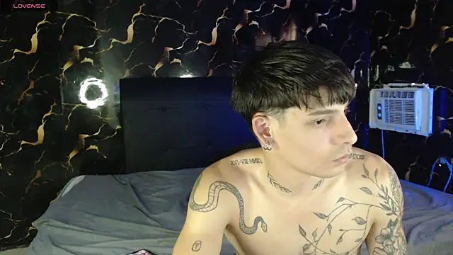 Snapshot of Apolo_Hidalgo01 chatting on May 11, 2026, 9:23 pm Apolo Hidalgo01 online show from May 11, 2026, 9:23 pm