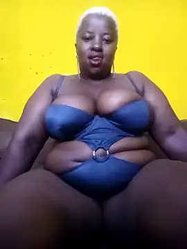 HotBootyBabe90 online show from January 7, 2025, 1:03 pm