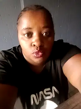 HotBootyBabe90 online show from April 16, 2026, 1:01 pm