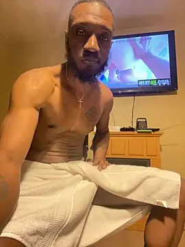 prettyrichie online show from October 23, 2025, 2:43 am