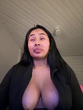 Anily Lovely online show from November 15, 2025, 12:14 am