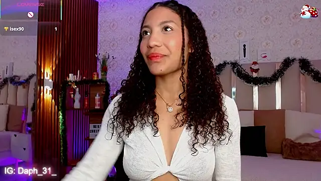 Daphnne tay online show from November 24, 2025, 4:56 am