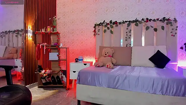 Snapshot of Daphnne_tay chatting on February 9, 2026, 3:48 am Daphnne tay online show from February 9, 2026, 3:48 am