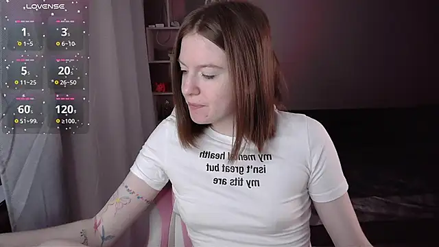 Snapshot of CassieJuice69 chatting on February 7, 2026, 4:09 am CassieJuice69 online show from February 7, 2026, 4:09 am