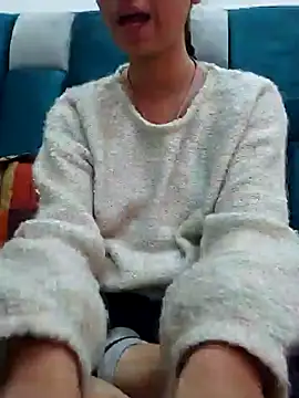 Aleena Rai online show from January 8, 2025, 3:17 pm