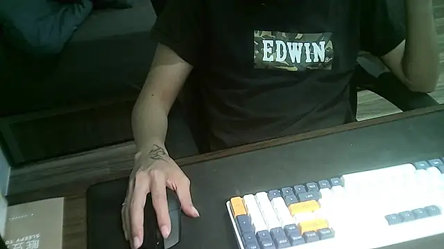 Snapshot of Ryan67533 chatting on October 31, 2025, 1:19 pm Ryan67533 online show from October 31, 2025, 1:19 pm