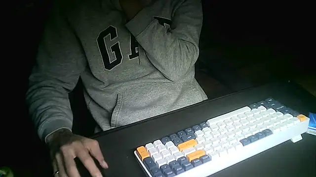 Ryan67533 online show from November 23, 2025, 2:43 am