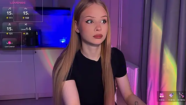 Snapshot of lisa_barbie chatting on February 27, 2026, 7:35 pm lisa barbie online show from February 27, 2026, 7:35 pm