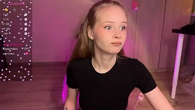 Snapshot of lisa_barbie chatting on February 5, 2026, 7:10 pm lisa barbie online show from February 5, 2026, 7:10 pm