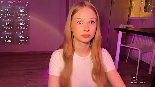 Snapshot of lisa_barbie chatting on February 16, 2026, 8:07 pm lisa barbie online show from February 16, 2026, 8:07 pm