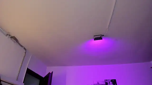 Amy Kiitty  online show from March 31, 2026, 1:13 pm