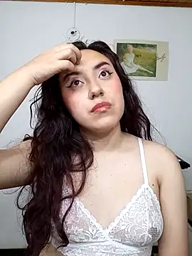 Emi chik online show from March 2, 2025, 4:28 am