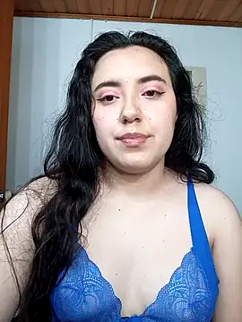 Emi chik online show from November 29, 2025, 11:21 am