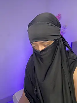 Sweet hot mia online show from May 18, 2026, 2:44 pm