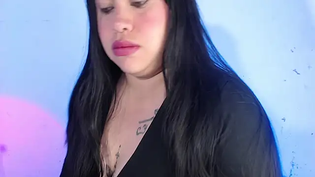 Snapshot of April_sexycurvi chatting on September 24, 2025, 8:21 am April sexycurvi online show from September 24, 2025, 8:21 am