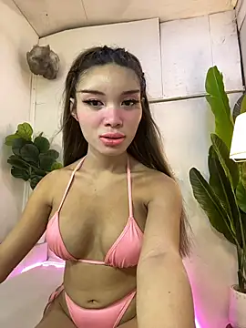 Notaestheticallykylinee online show from March 10, 2026, 2:37 am