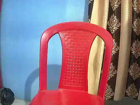 naina-80 online show from October 13, 2025, 3:57 pm