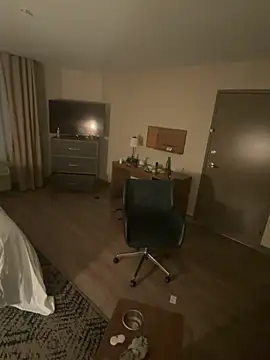 Youcunn online show from March 8, 2026, 7:11 am