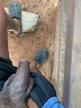 Snapshot of Black_mamba_madingo chatting on January 3, 2025, 2:19 pm Black mamba madingo online show from January 3, 2025, 2:19 pm