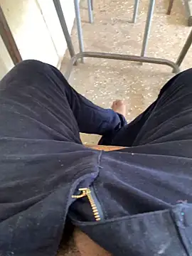 Snapshot of Black_mamba_madingo chatting on March 9, 2025, 10:41 am Black mamba madingo online show from March 9, 2025, 10:41 am