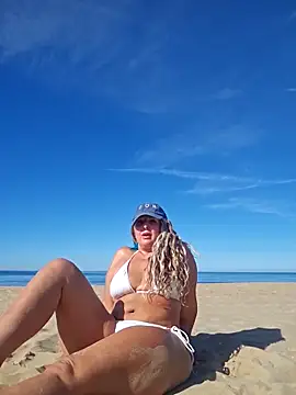 MariaRichi  online show from September 19, 2025, 7:56 am