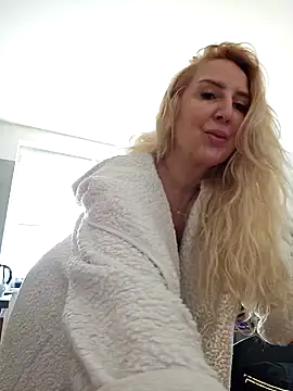 MariaRichi  online show from March 19, 2025, 7:40 am