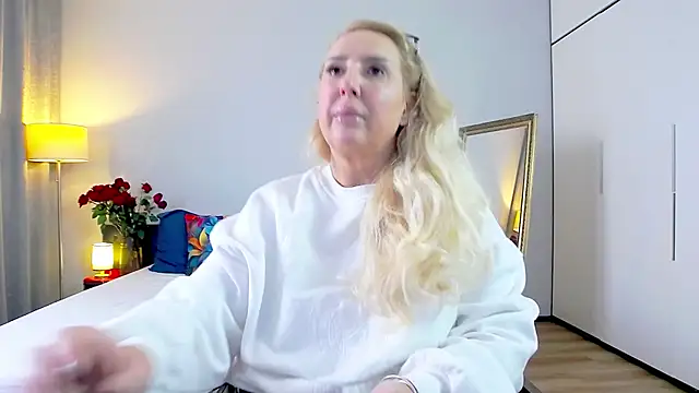 MariaRichi  online show from March 14, 2025, 2:08 pm