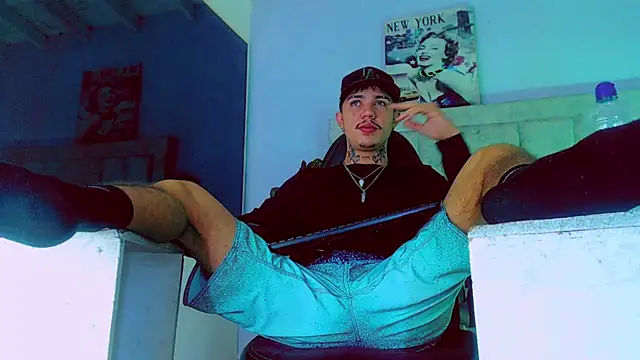 HannibalLester online show from October 1, 2025, 7:57 am