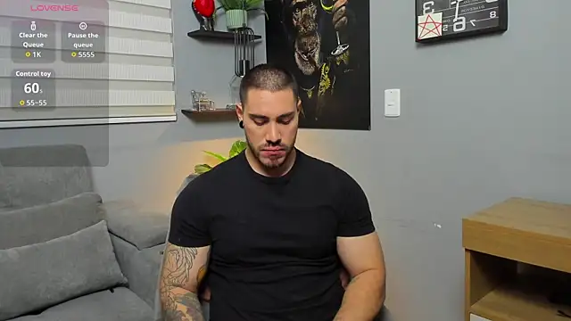 Giorgio-Leone online show from September 19, 2025, 11:53 pm