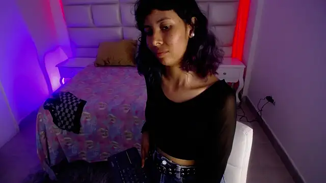 Akane Uwu online show from March 23, 2025, 3:43 am