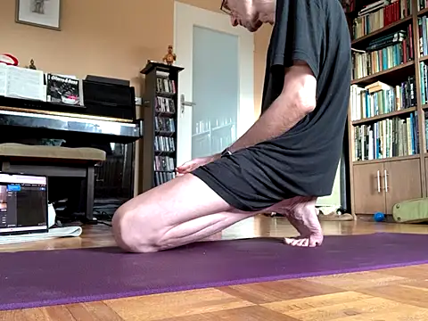 Bula94193 online show from December 21, 2025, 11:12 am