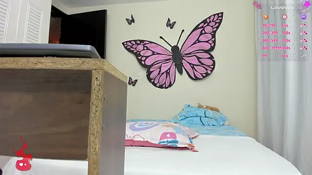 Snapshot of sweet_amalia4 chatting on November 21, 2025, 2:32 am sweet amalia4 online show from November 21, 2025, 2:32 am