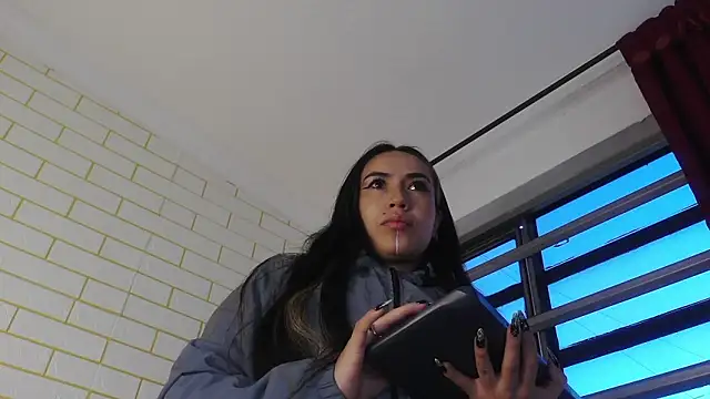 NYX1126 online show from November 7, 2025, 1:04 pm