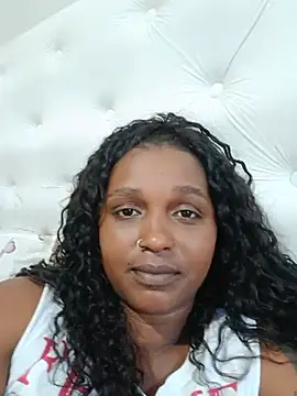 Snapshot of annybarros21 chatting on July 11, 2026, 5:02 pm annybarros21 online show from July 11, 2026, 5:02 pm