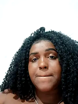 annybarros21 online show from February 6, 2026, 4:41 am