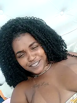 annybarros21 online show from February 2, 2026, 5:12 pm