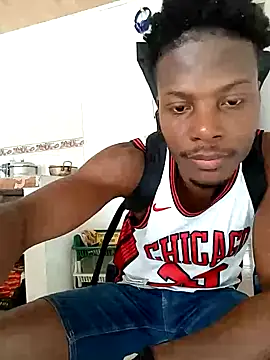 DalianHR33 online show from December 19, 2025, 1:42 am