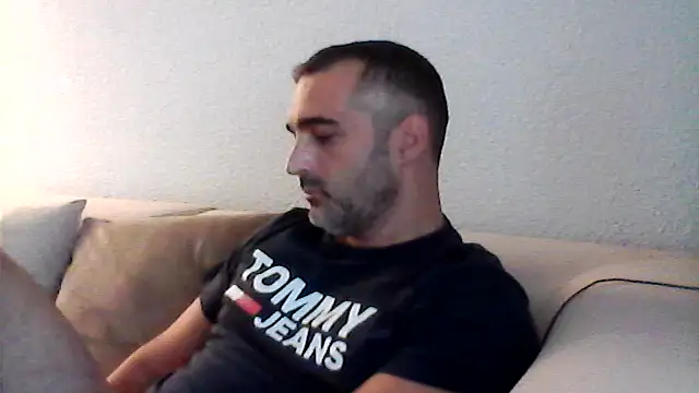 Snapshot of Assodispade3 chatting on September 25, 2025, 8:20 am Assodispade3 online show from September 25, 2025, 8:20 am