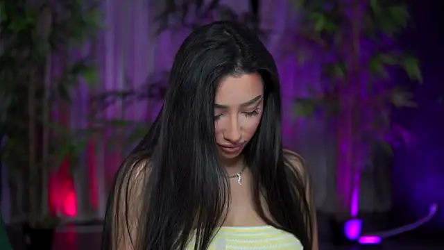 GinaValentinna online show from October 21, 2025, 7:02 pm