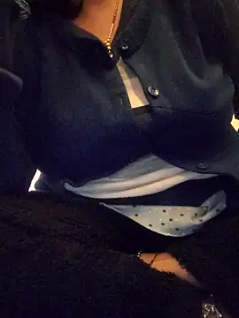 Snapshot of lovelyruhi chatting on January 15, 2025, 4:32 pm lovelyruhi online show from January 15, 2025, 4:32 pm