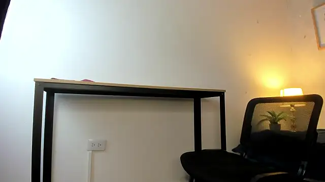 Caroline dh online show from March 12, 2026, 11:47 am